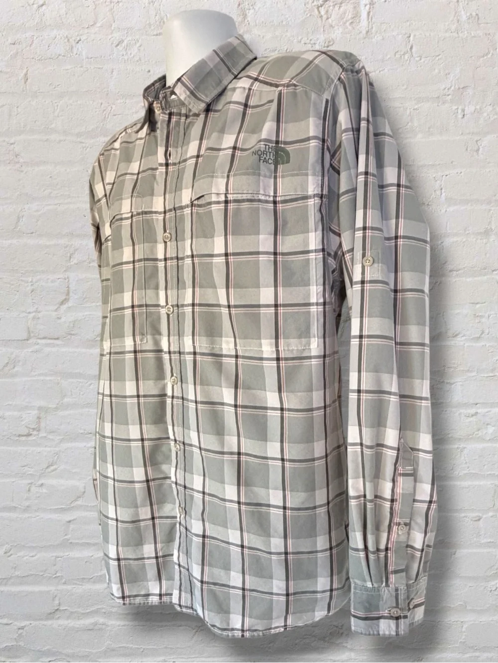 The North Face Traverse Men M Sage Green Plaid Vented Hiking Shirt